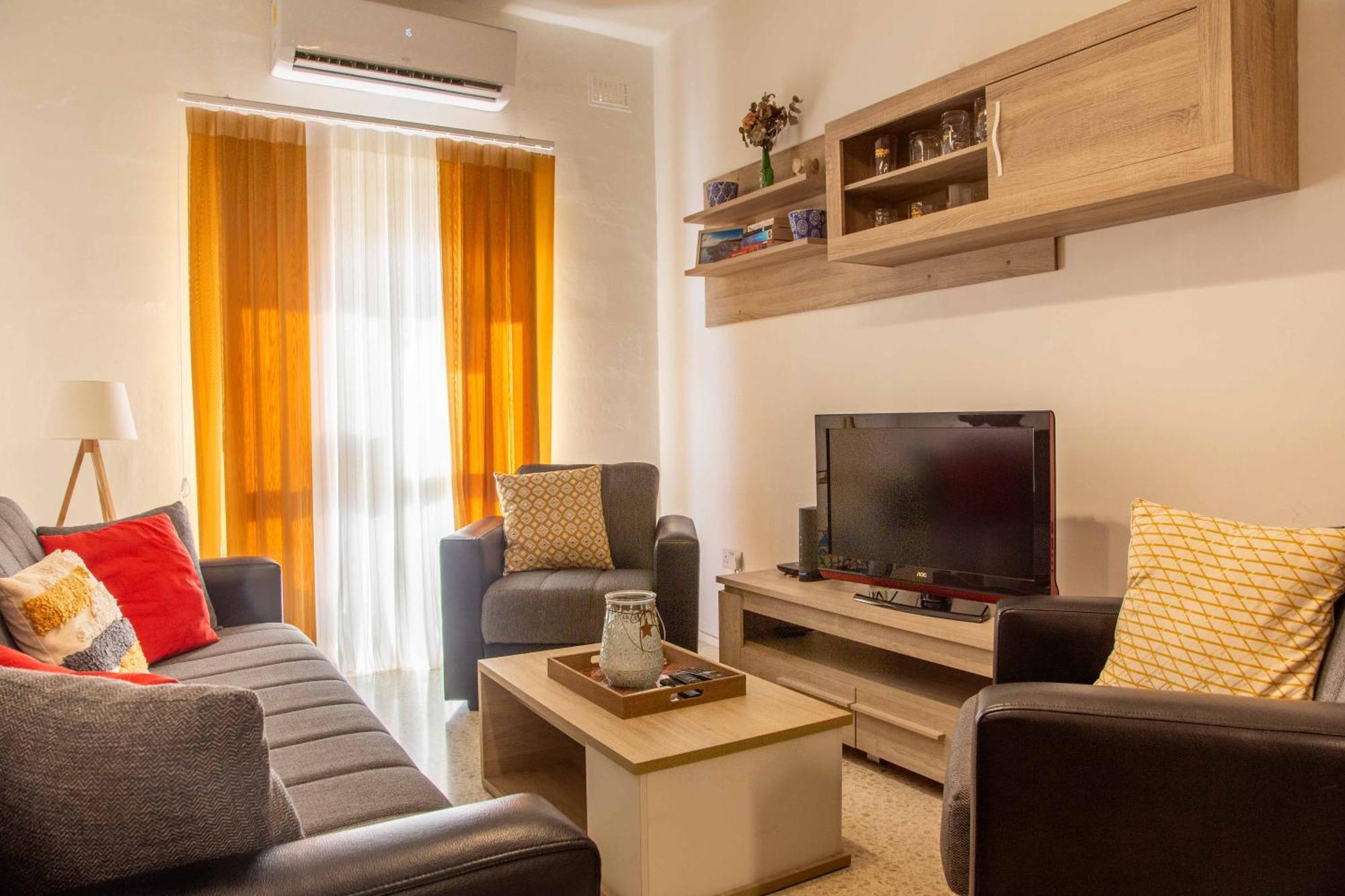 Spacious, Modern 3 Bedroom Apartment - St. Paul'S Bay Dış mekan fotoğraf